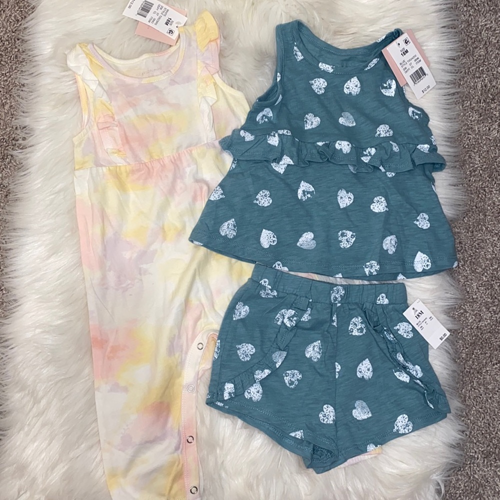 NWT Bundle of 2 Grayson Mini 18M Outfits